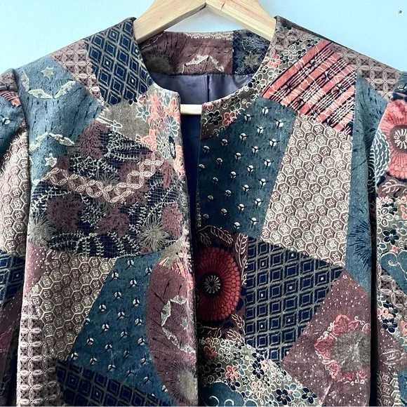 Vintage 70s Bohemian Hippie Patchwork Tapestry Velvet Jacket Size 14 - Picture 4 of 10
